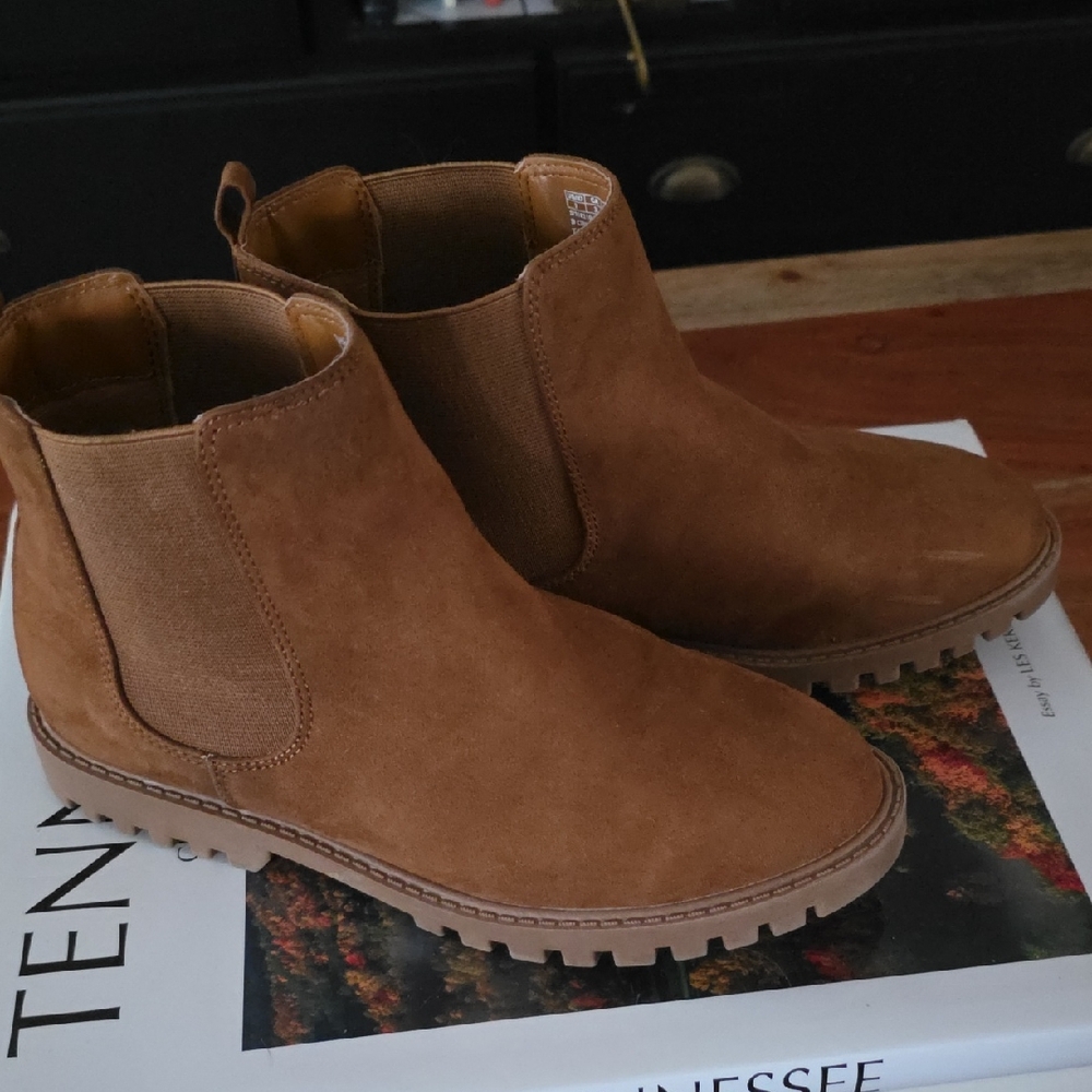 GAP Tan Leather Boots Size 3 Girls